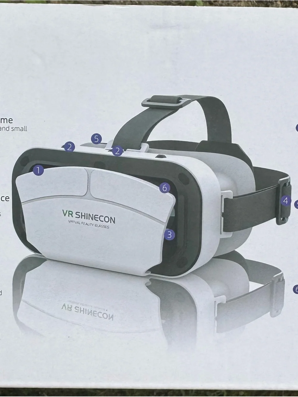 White VR Headset - Immersive Virtual Reality Glasses